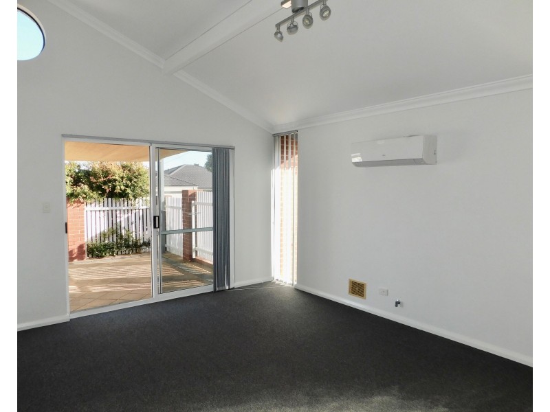 2/163 Lawley Street, Yokine WA 6060