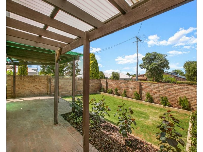 8/27 Grant Street, Woodlands WA 6018