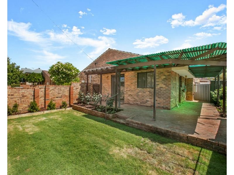 8/27 Grant Street, Woodlands WA 6018