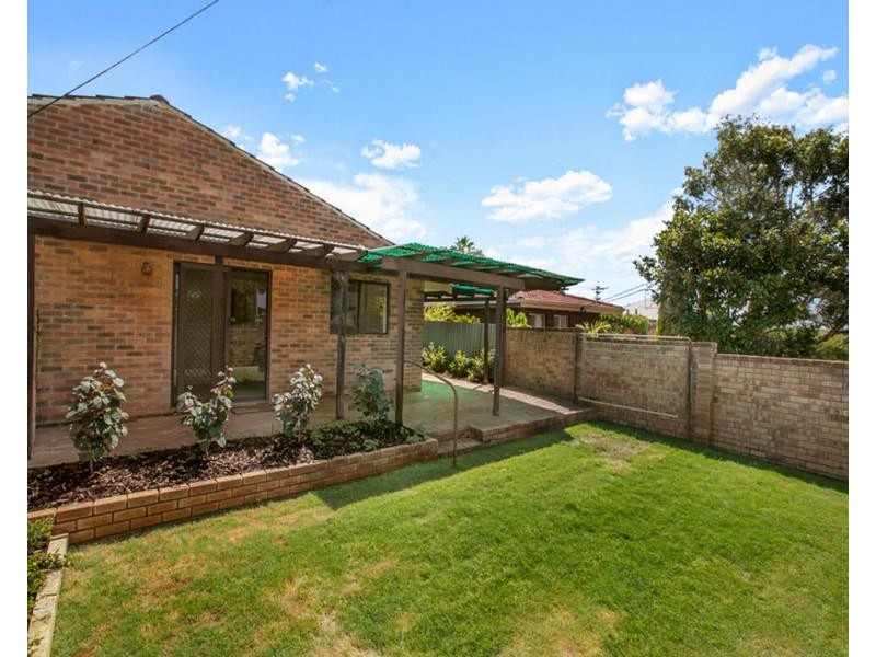 8/27 Grant Street, Woodlands WA 6018