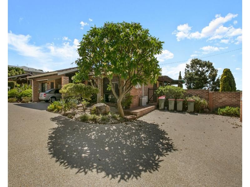 8/27 Grant Street, Woodlands WA 6018