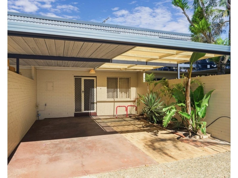8/19 Freesia Way, Willetton WA 6155