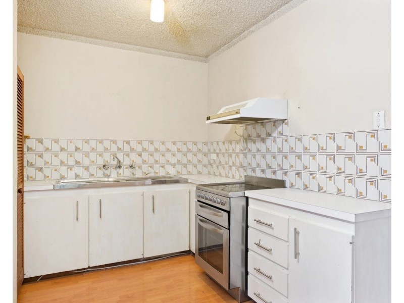 8/19 Freesia Way, Willetton WA 6155