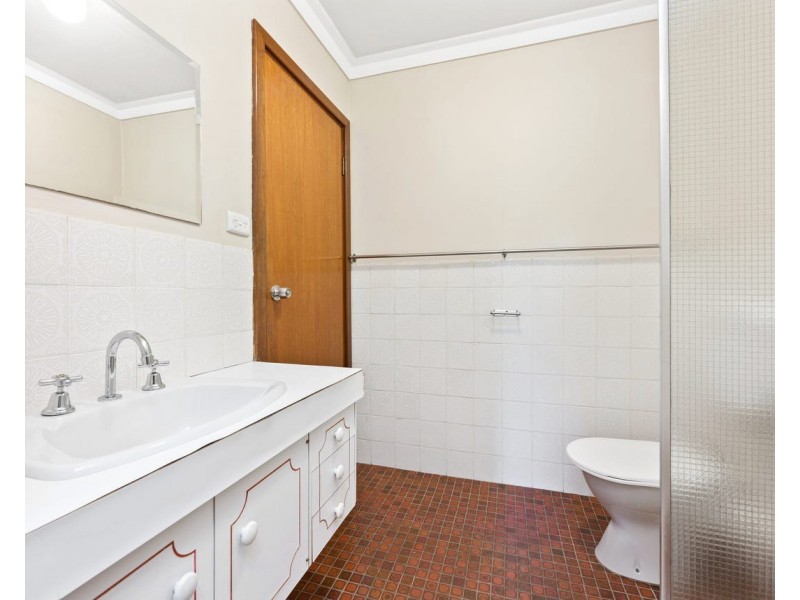 8/19 Freesia Way, Willetton WA 6155