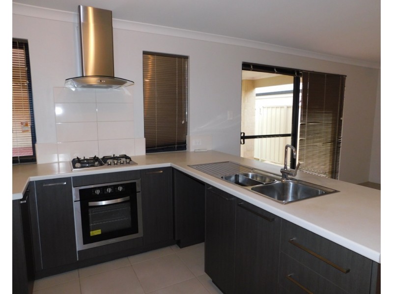 7 WARD CRESCENT, Kelmscott WA 6111
