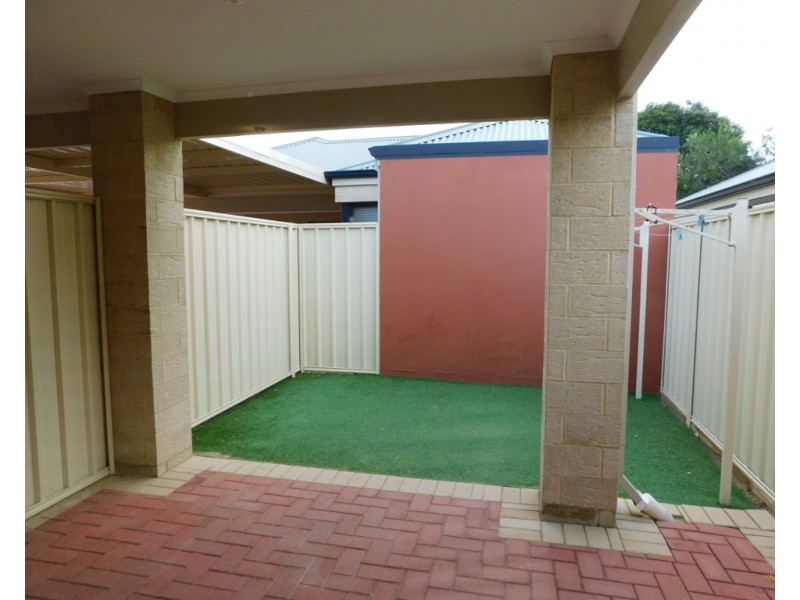 7 WARD CRESCENT, Kelmscott WA 6111