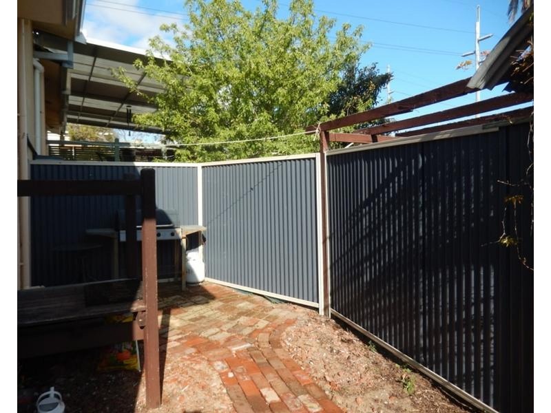 Flat/31 Samson Street, Fremantle WA 6160