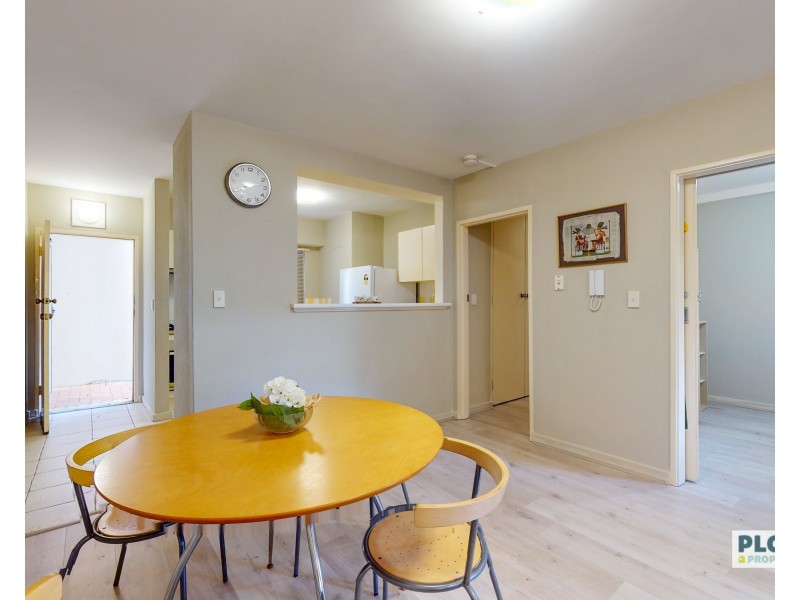 1/5 Doherty Road, Coolbellup WA 6163