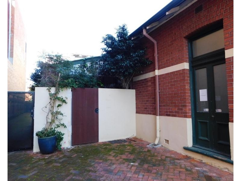 11C Cantonment Street, Fremantle WA 6160