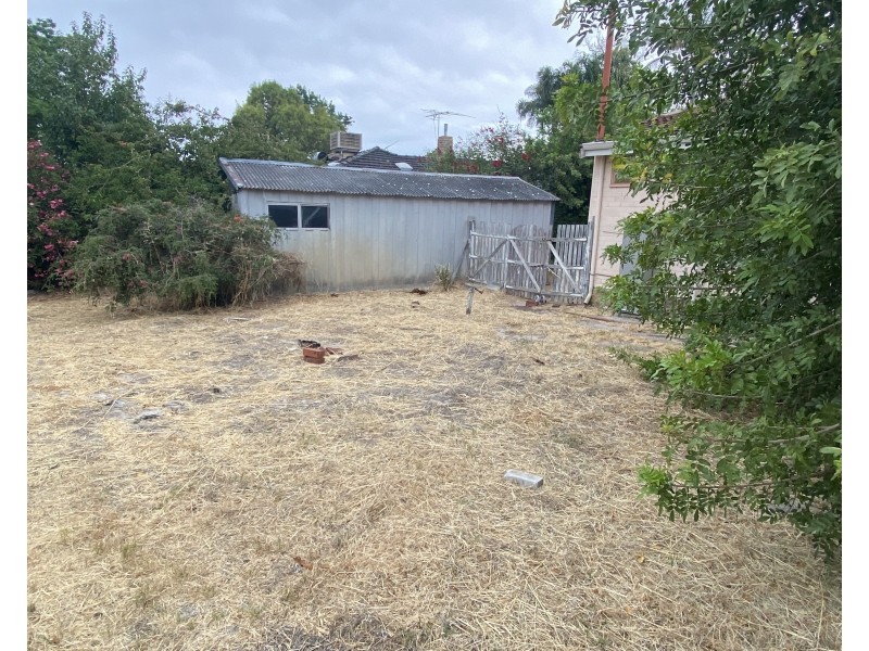 5 Parkhill Way, Wilson WA 6107