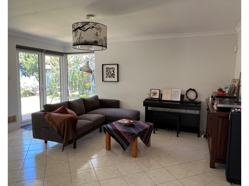 2/49 Henning Crescent, Manning WA 6152