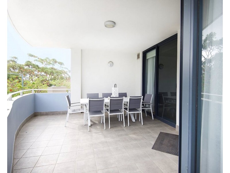 2/17 Rockingham Beach Road, Rockingham WA 6168