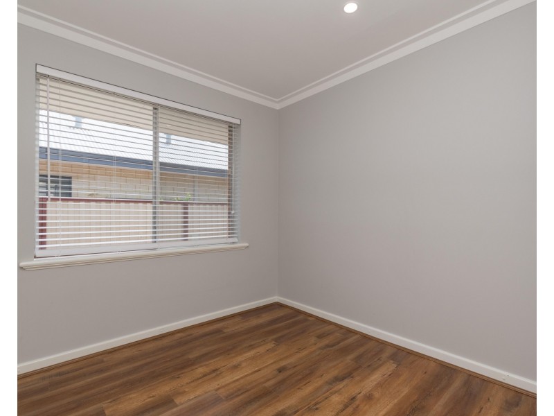 16 Aragon Way, Wilson WA 6107