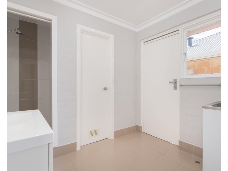 16 Aragon Way, Wilson WA 6107