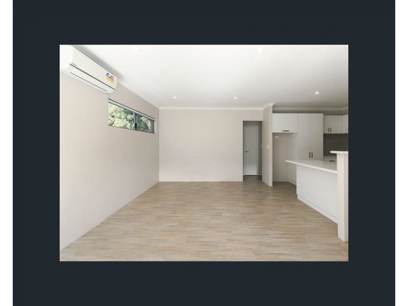 80A Bromley Road, Hilton WA 6163