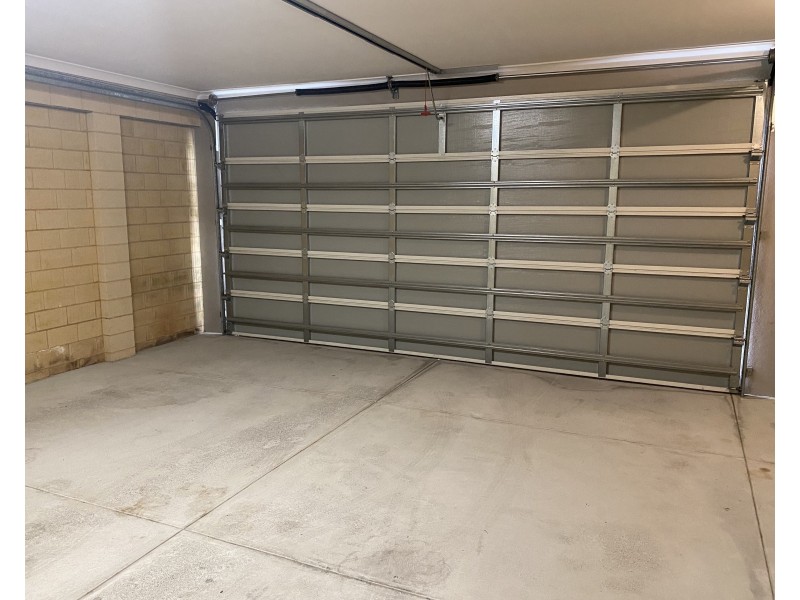 80A Bromley Road, Hilton WA 6163