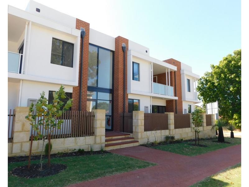 2/7 Juliet Road, Coolbellup WA 6163