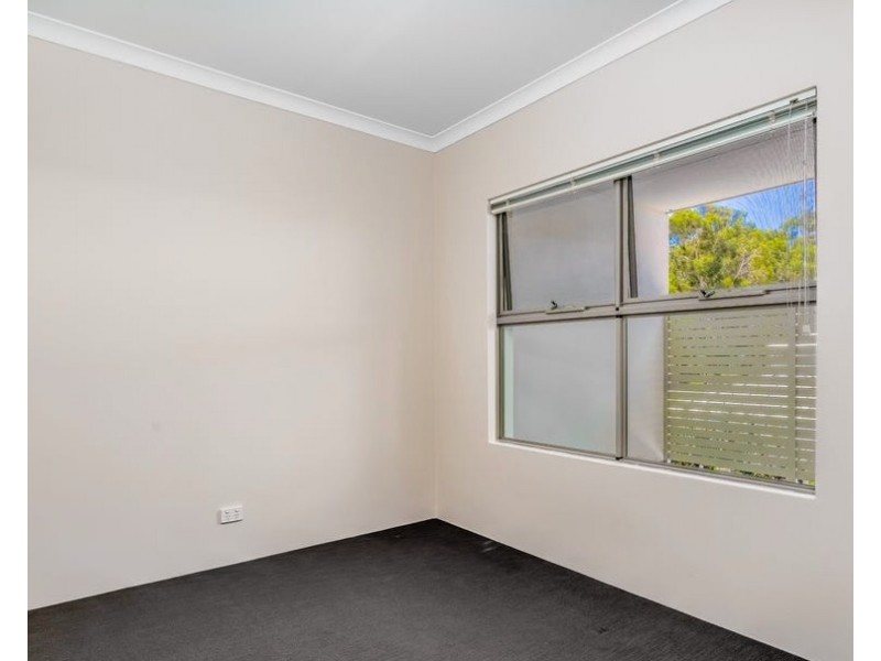 7/15 Debenham Street, Thornlie WA 6108