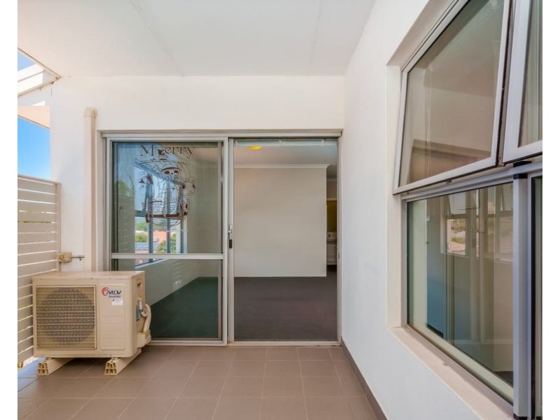 7/15 Debenham Street, Thornlie WA 6108