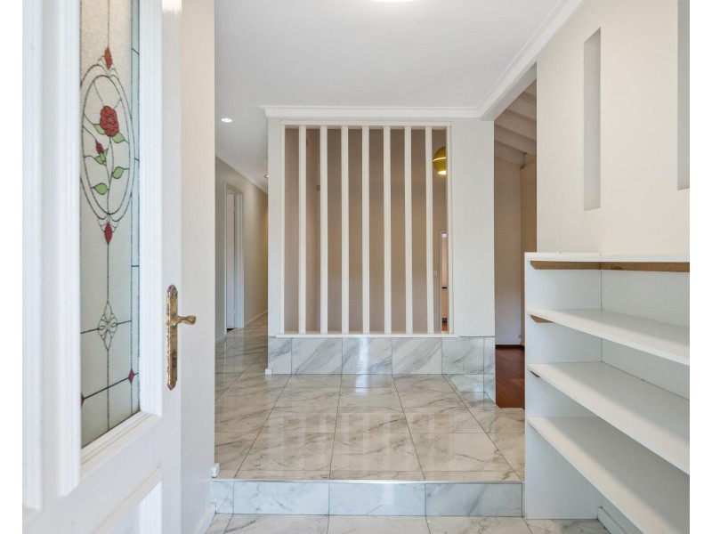 48 Calley Drive, Leeming WA 6149