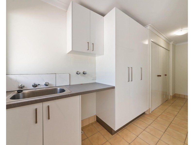 48 Calley Drive, Leeming WA 6149