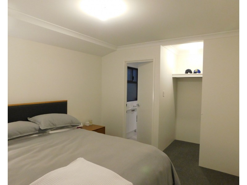 33 NADILO DRIVE, Spearwood WA 6163