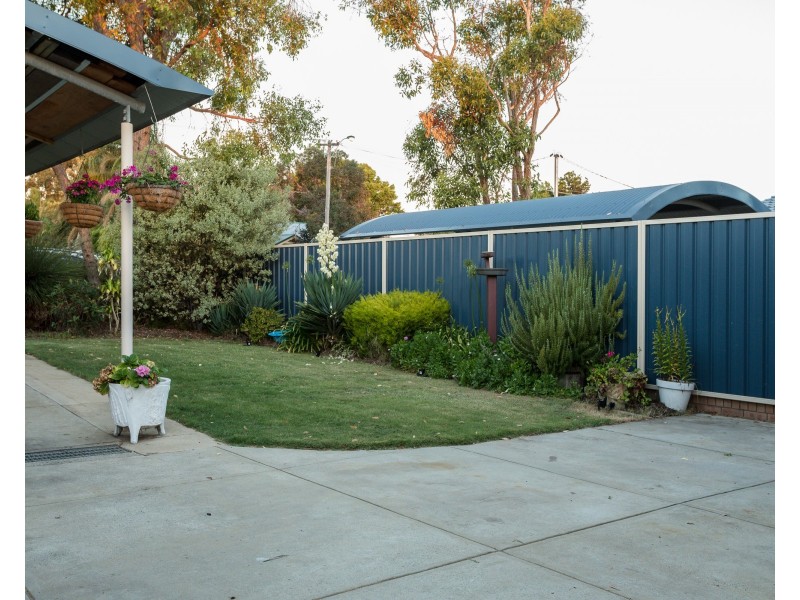 17 Helena Place, Hamilton Hill WA 6163