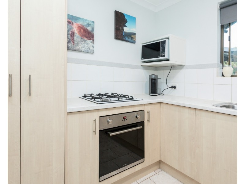 17 Helena Place, Hamilton Hill WA 6163