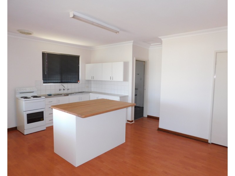 12A Bardolph Road, Spearwood WA 6163