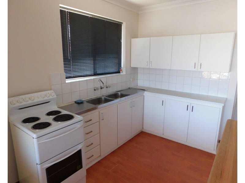 12A Bardolph Road, Spearwood WA 6163