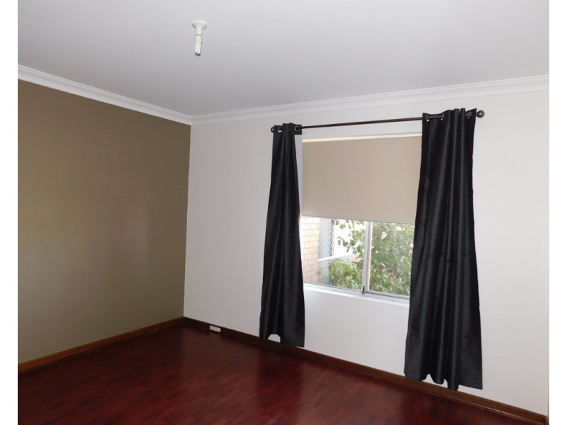 12A Bardolph Road, Spearwood WA 6163