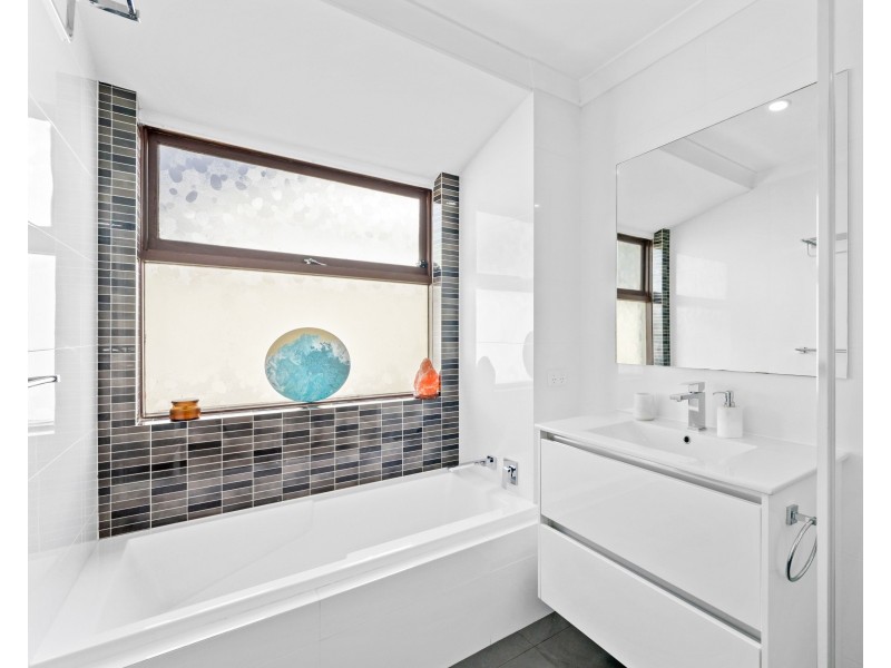 45 Gilbertson Road, Kardinya WA 6163