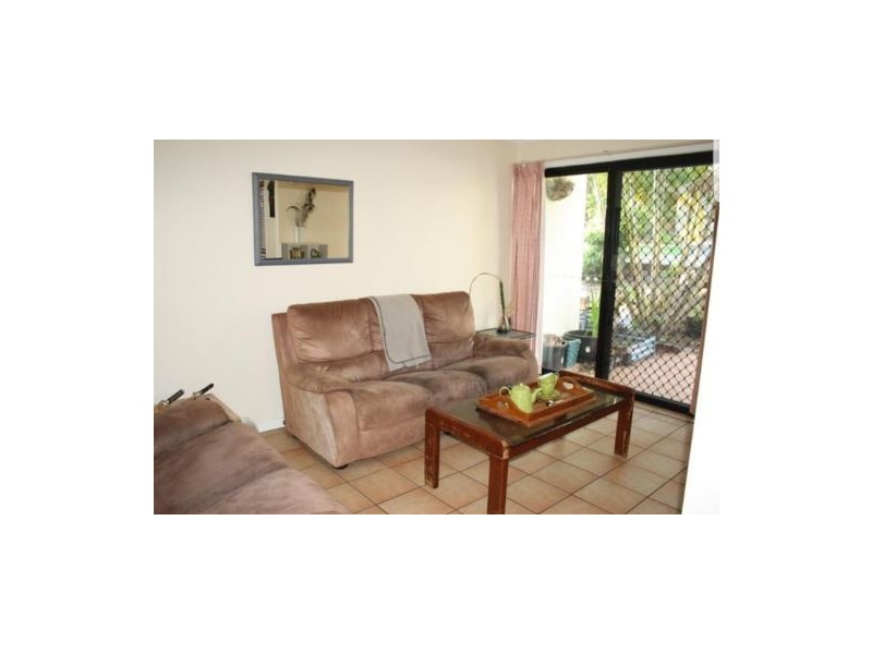 45 Barrett Street, Robertson QLD 4109