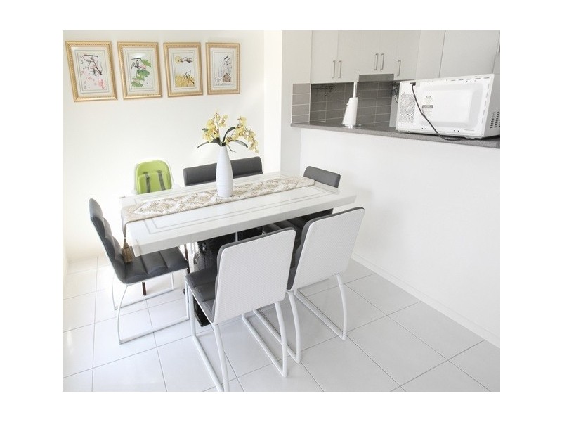 18/1-13 Chase Close, Underwood QLD 4119