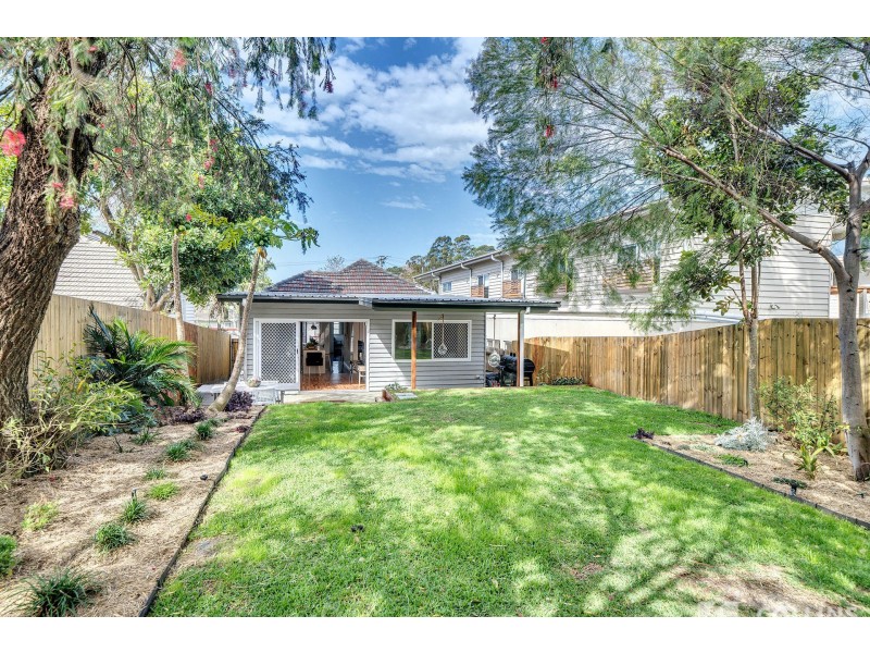 59 Bayview Road, Brighton QLD 4017