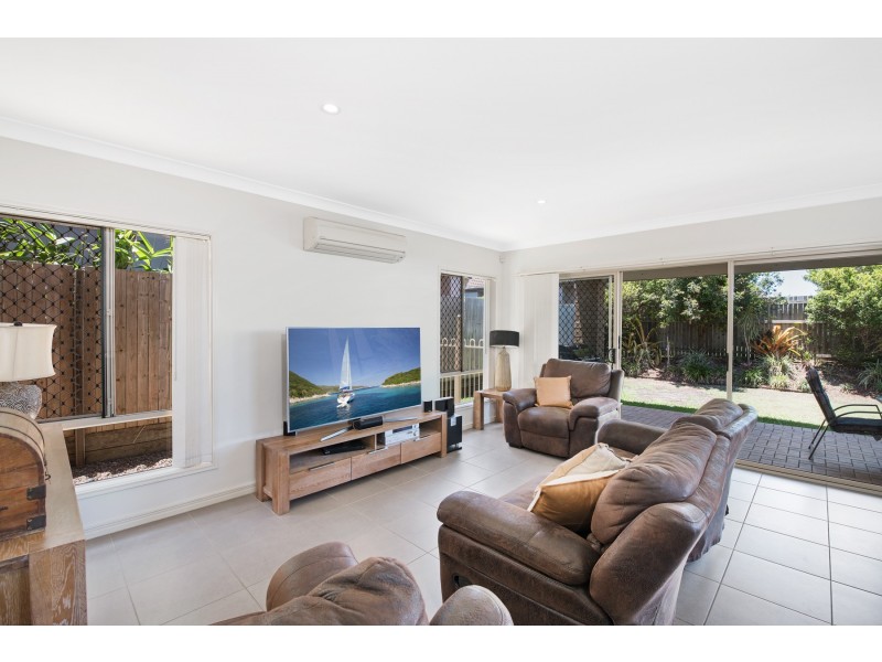 14 Calder Street, North Lakes QLD 4509