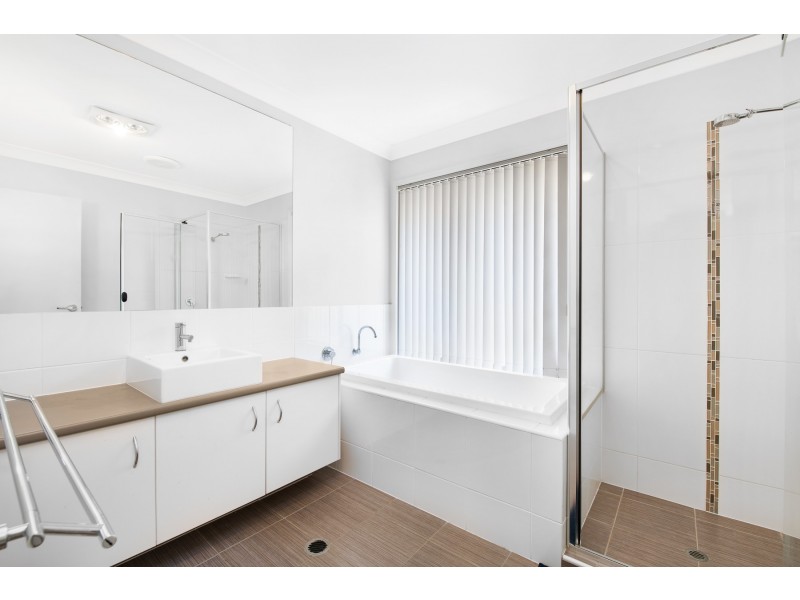 14 Calder Street, North Lakes QLD 4509