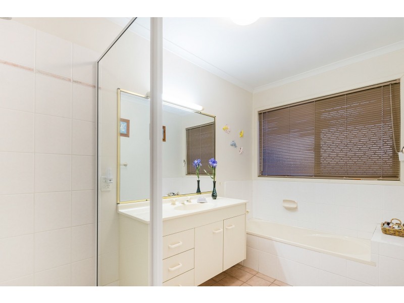 15 Aspen Crescent, Parkinson QLD 4115
