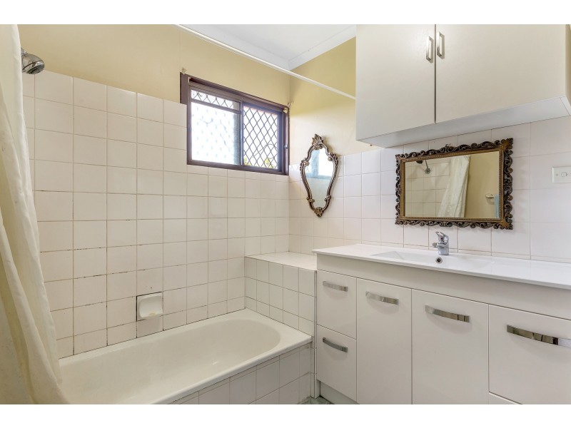 146 North Road, Woodridge QLD 4114