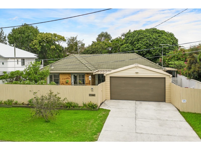 18 Beerwah Street, Deagon QLD 4017