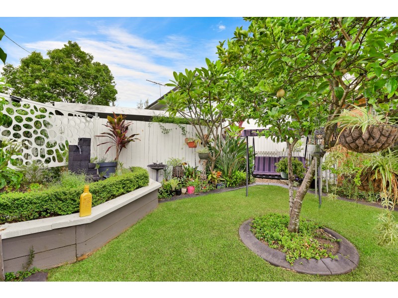 18 Beerwah Street, Deagon QLD 4017