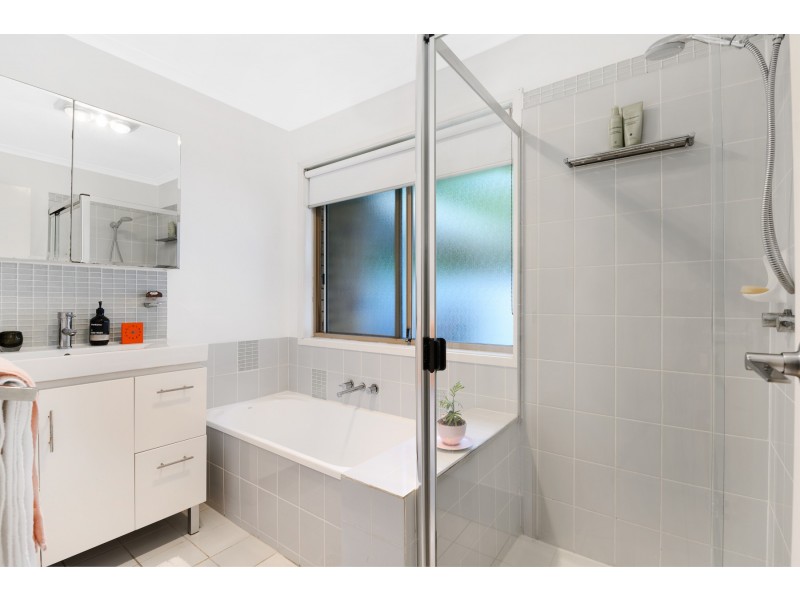 18 Beerwah Street, Deagon QLD 4017