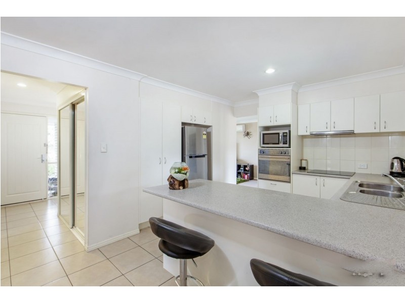 5 Homestead Place, Brassall QLD 4305