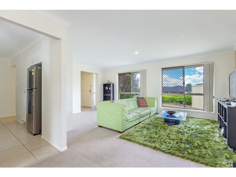 5 Homestead Place, Brassall QLD 4305