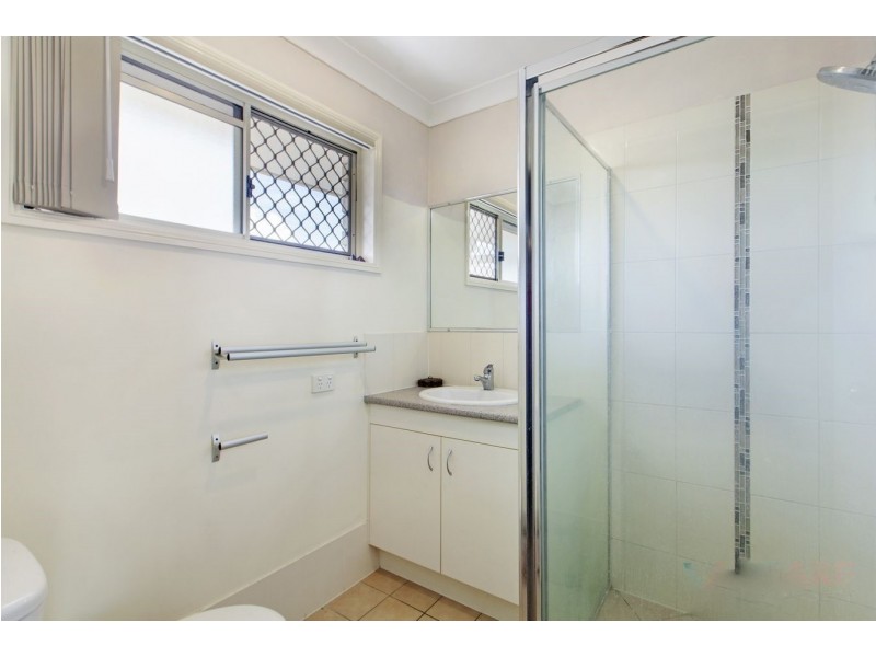 5 Homestead Place, Brassall QLD 4305