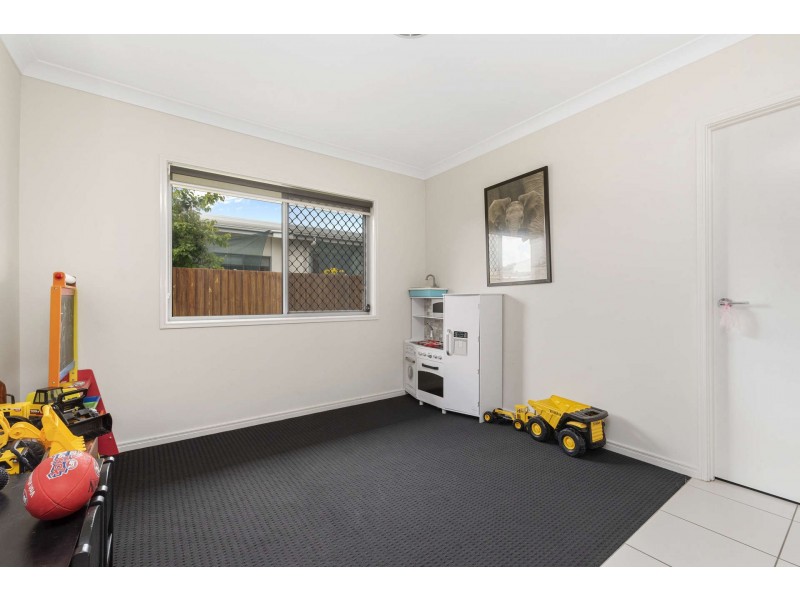 24 Massey Street, Yarrabilba QLD 4207