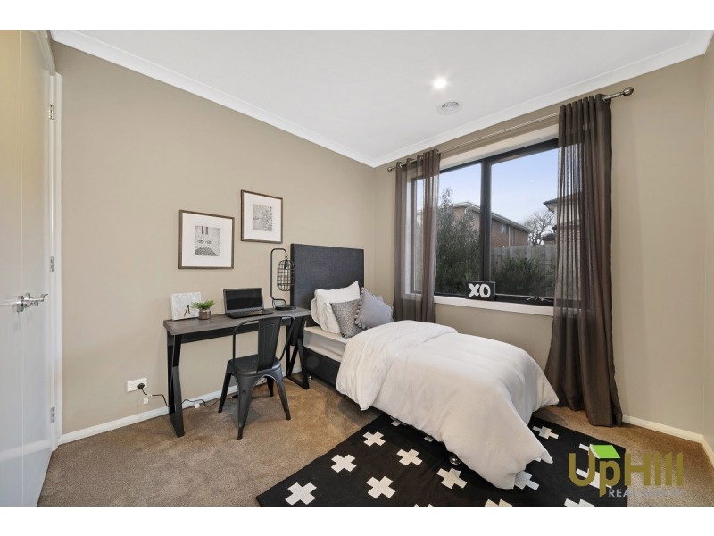 12 LUCINDA LANE, Cranbourne North VIC 3977