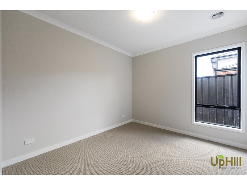 18 KAMALA ROAD, Clyde North VIC 3978