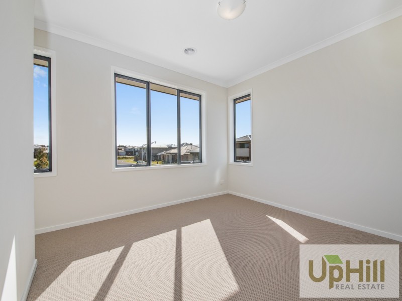 24 REVELWOOD WAY, Clyde North VIC 3978