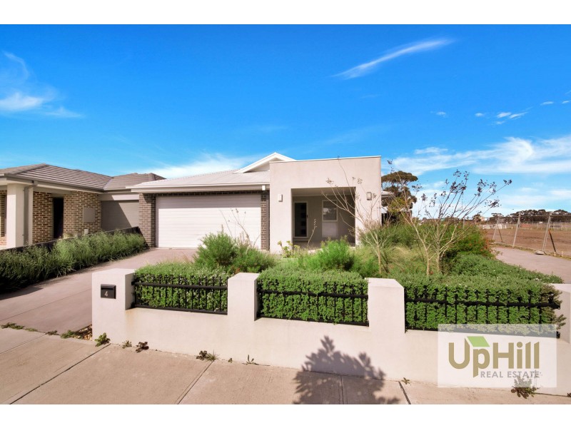 4 ARLINGTON AVENUE, Pakenham VIC 3810